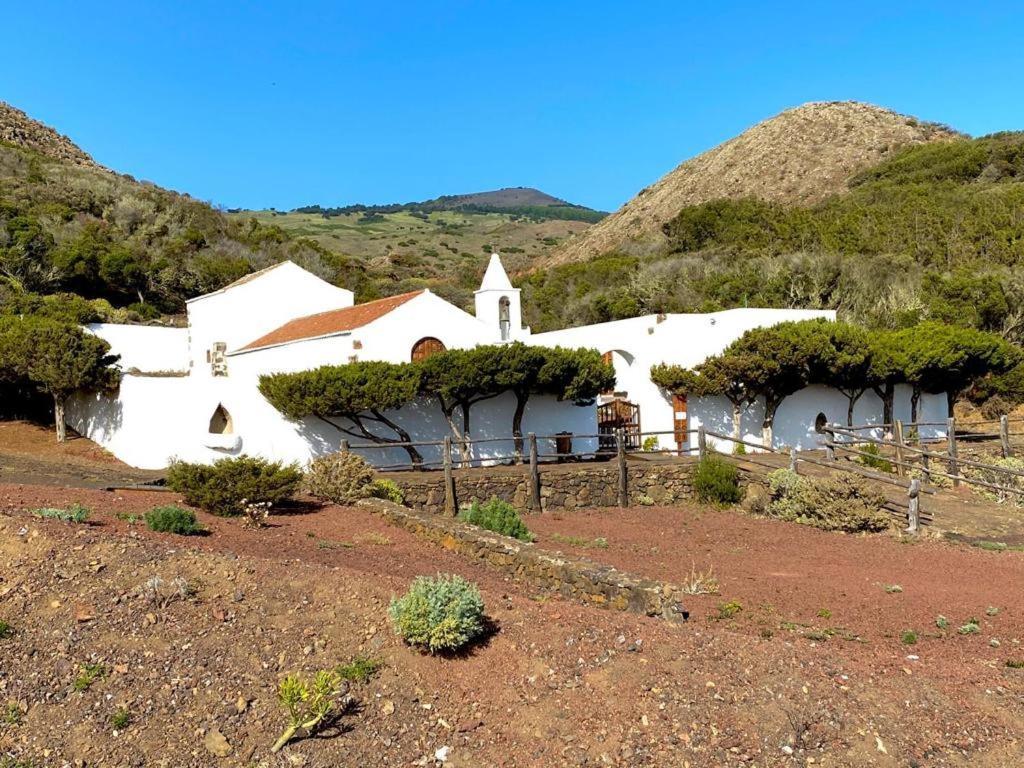 Casa Esteban Y Facunda فالفيردي المظهر الخارجي الصورة