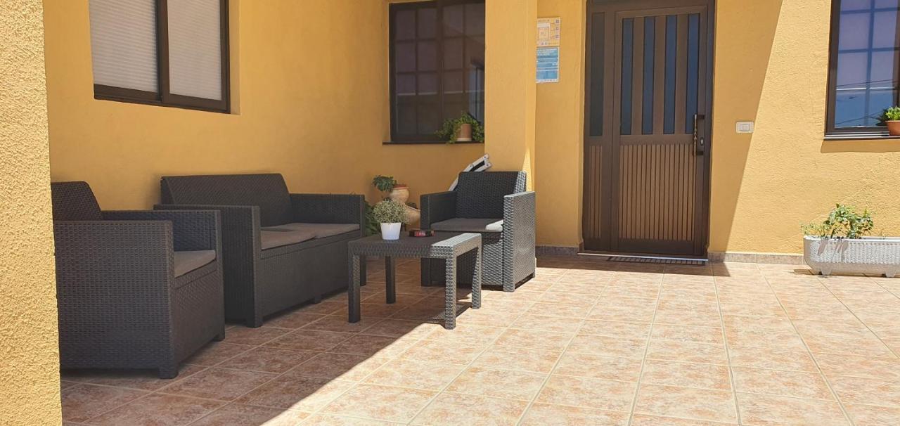 Casa Esteban Y Facunda فالفيردي المظهر الخارجي الصورة