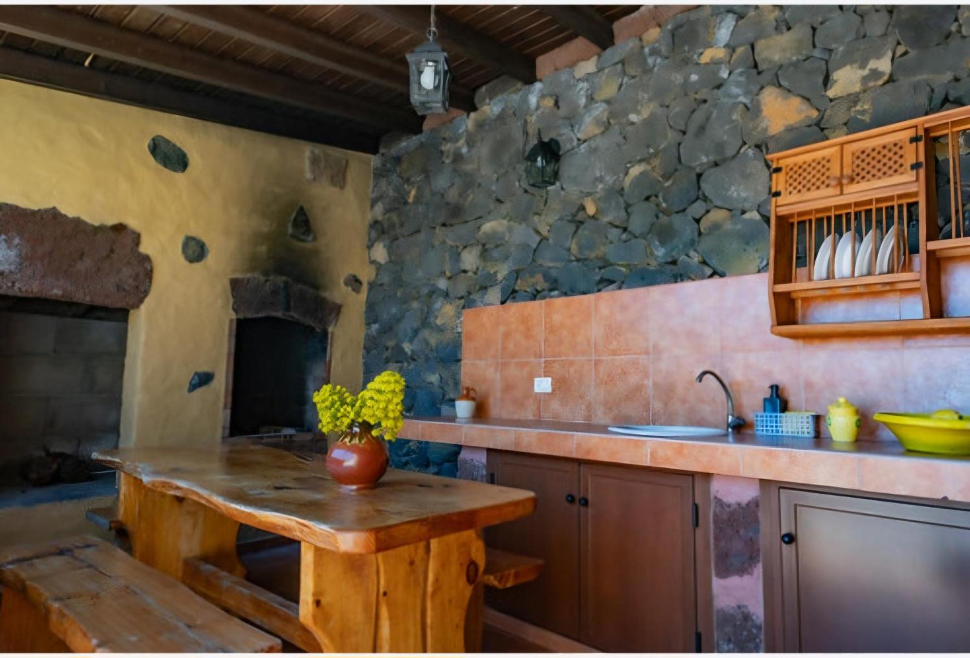 Casa Esteban Y Facunda فالفيردي المظهر الخارجي الصورة